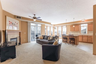 14587 Florissant Path Unit 224, Saint Paul, MN 55124