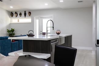 9323 Chelsea Dr N, Plantation, FL 33324