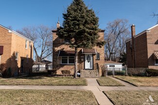 12329 S Sangamon St, Calumet Park, IL 60827