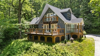 500 Walkingstick Rd, Highlands, NC 28741