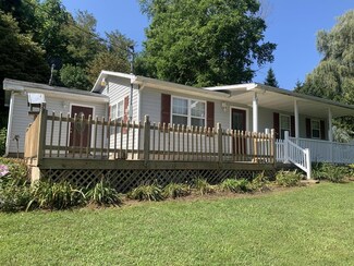 218 Byrnes Chapel Rd, Bland, VA 24315