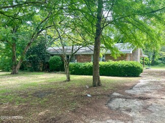210 Webb St, Warner Robins, GA 31093