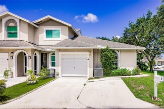 4 Erwood Place, Boynton Beach, FL 33426