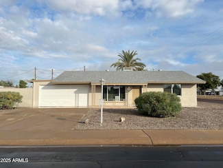 10702 W Cherry Hills Dr W, Sun City, AZ 85351