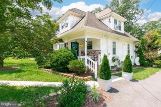 702 Kayser Ave, Pine Hill, NJ 08021