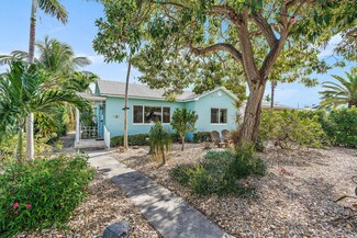 1120 N Palmway, Lake Worth, FL 33460