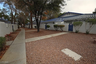 2112 Willowbury Dr Unit B, Las Vegas, NV 89108