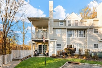 1023 Castle Rd, Mahwah, NJ 07430