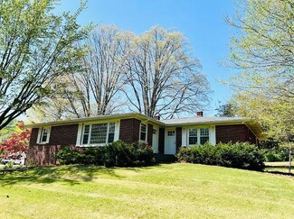 1460 Schuetter Rd, Jasper, IN 47546