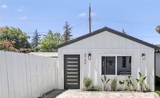 5751 Tobias Ave, Van Nuys, CA 91411