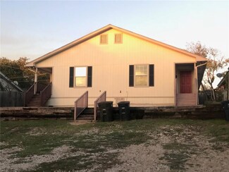 2702 NW 19th St, Fort Worth, TX 76106