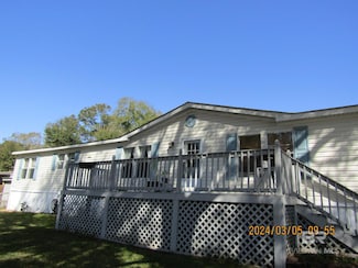 1861 Suavez Dr, Lillian, AL 36549