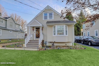 11 Barkalow Ave, Freehold, NJ 07728