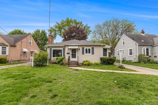 1048 Kelsey St NE, Grand Rapids, MI 49505