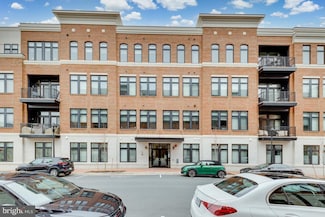 5 Stationmaster St SE Unit 102, Leesburg, VA 20175