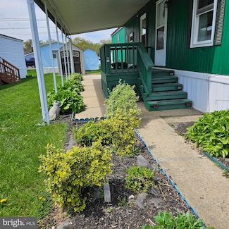 719 Berry Rd, Wilmington, DE 19810