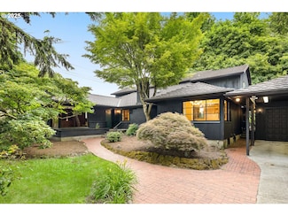 1940 SW 71st Ave, Portland, OR 97225