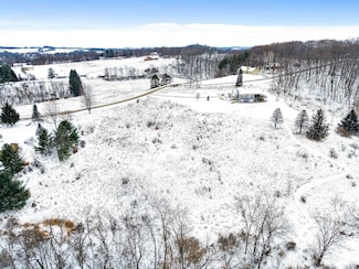 2928 & 2929 Gatling Ct, La Valle, WI 53941