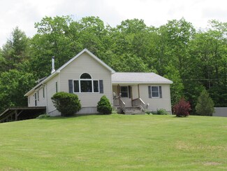58 Swain Hill Rd, Skowhegan, ME 04976
