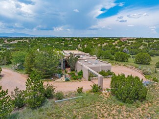 28 La Serena Trail, Santa Fe, NM 87506