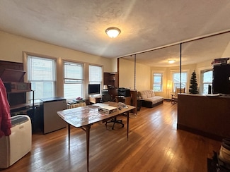 67 Euston Rd Unit 3, Brighton, MA 02135