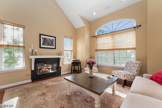 81 Pinehurst Dr Unit 804, Washington, NJ 07882