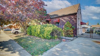 125 Frederick St, Carteret, NJ 07008