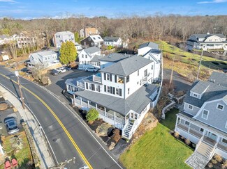 64 Eastern Point Rd Unit 2, Gloucester, MA 01930