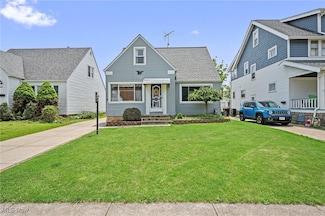 8205 Ivandale Dr, Cleveland, OH 44129