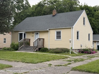603 Armstrong Rd, Lansing, MI 48911