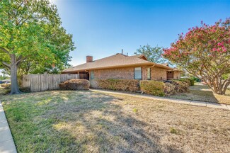 2031 Teton Place Unit A & B, Carrollton, TX 75006