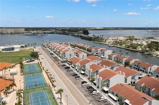 253 Rex Place Unit B, Madeira Beach, FL 33708
