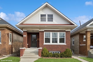 6036 W Dakin St, Chicago, IL 60634