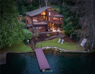 19271 Stone Ave N, Shoreline, WA 98133