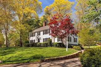 81 Hampshire Rd, Wellesley Hills, MA 02481