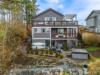 7413 Jackson Rd, Blaine, WA 98230