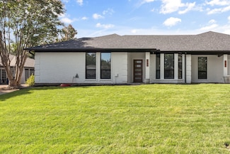 5742 Ledgestone Dr, Fort Worth, TX 76132