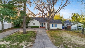 5835 Jumilla Ave, Woodland Hills, CA 91367