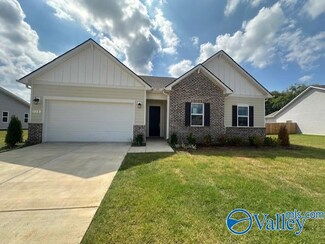 110 Jude Ln, Hazel Green, AL 35750