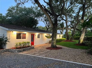 16575 Old Cutler Rd, Palmetto Bay, FL 33157