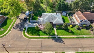 14 Elmwood Dr, Milltown, NJ 08850