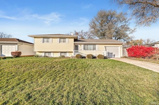 816 E 8th St, Mishawaka, IN 46544