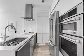 55 SE 6th St Unit 3007, Miami, FL 33131