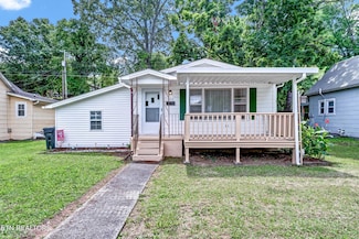 320 Oglewood Ave, Knoxville, TN 37917