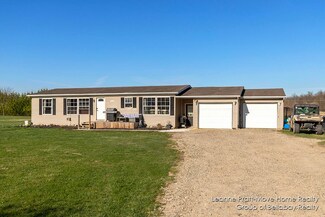 8558 Gurd Rd, Dowling, MI 49050