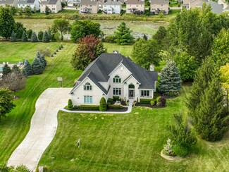 36W764 E Ridgewood Dr, Saint Charles, IL 60175