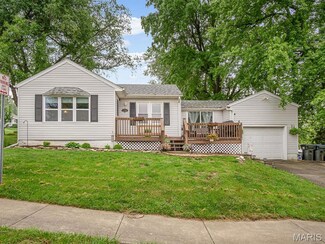 522 E Cherry St, Columbia, IL 62236
