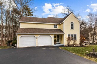 7 Alderwood Dr, Stratham, NH 03885