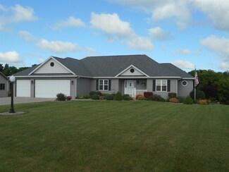 N4613 Hazelwood Rd, Hustisford, WI 53034
