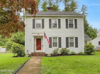 21 Round Hill Rd, Williamsport, PA 17701